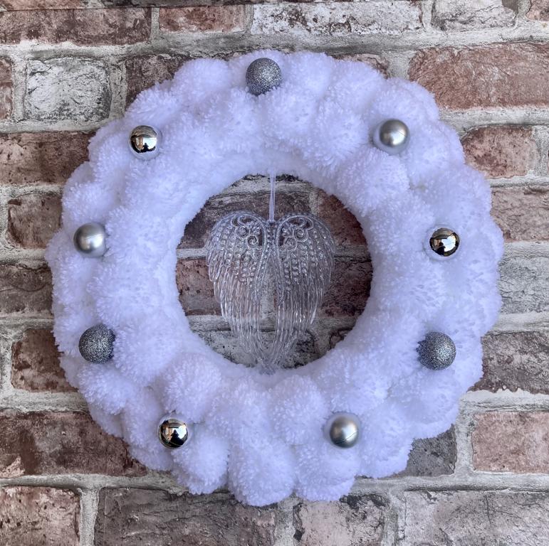 White Angel Wreath