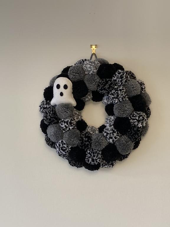 Ghost Full Wreath